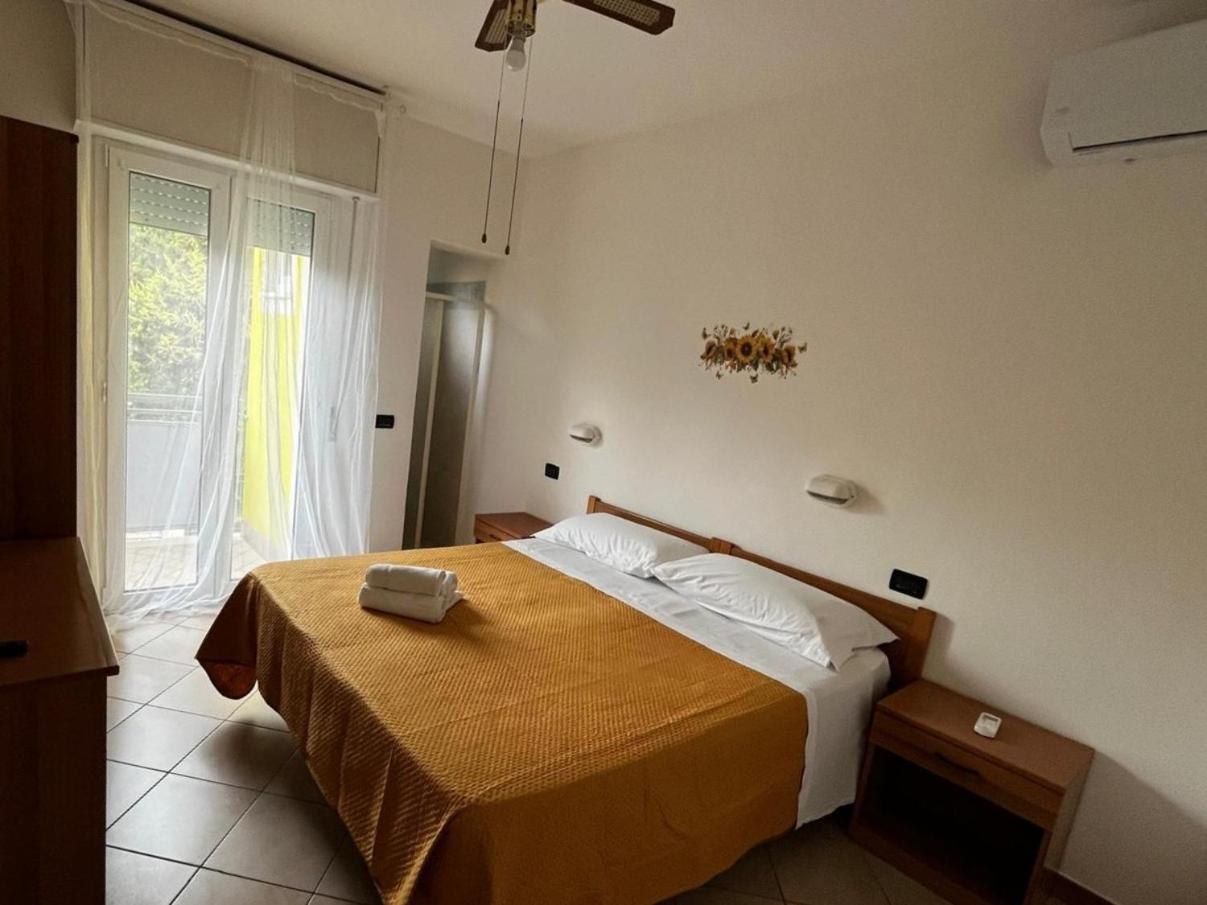 Hotel Dream Rimini Exterior foto
